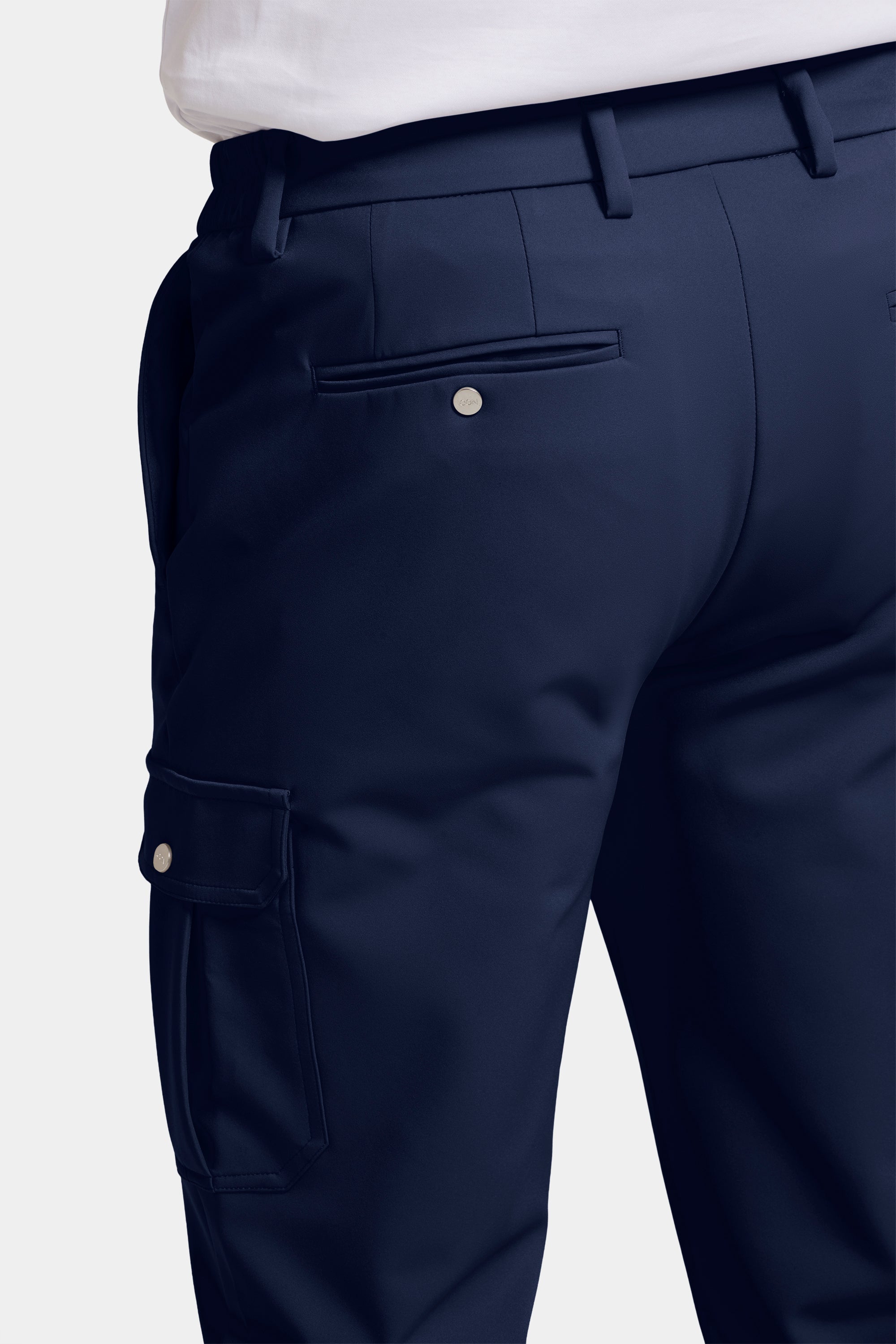 THE TECH SLIM CARGO