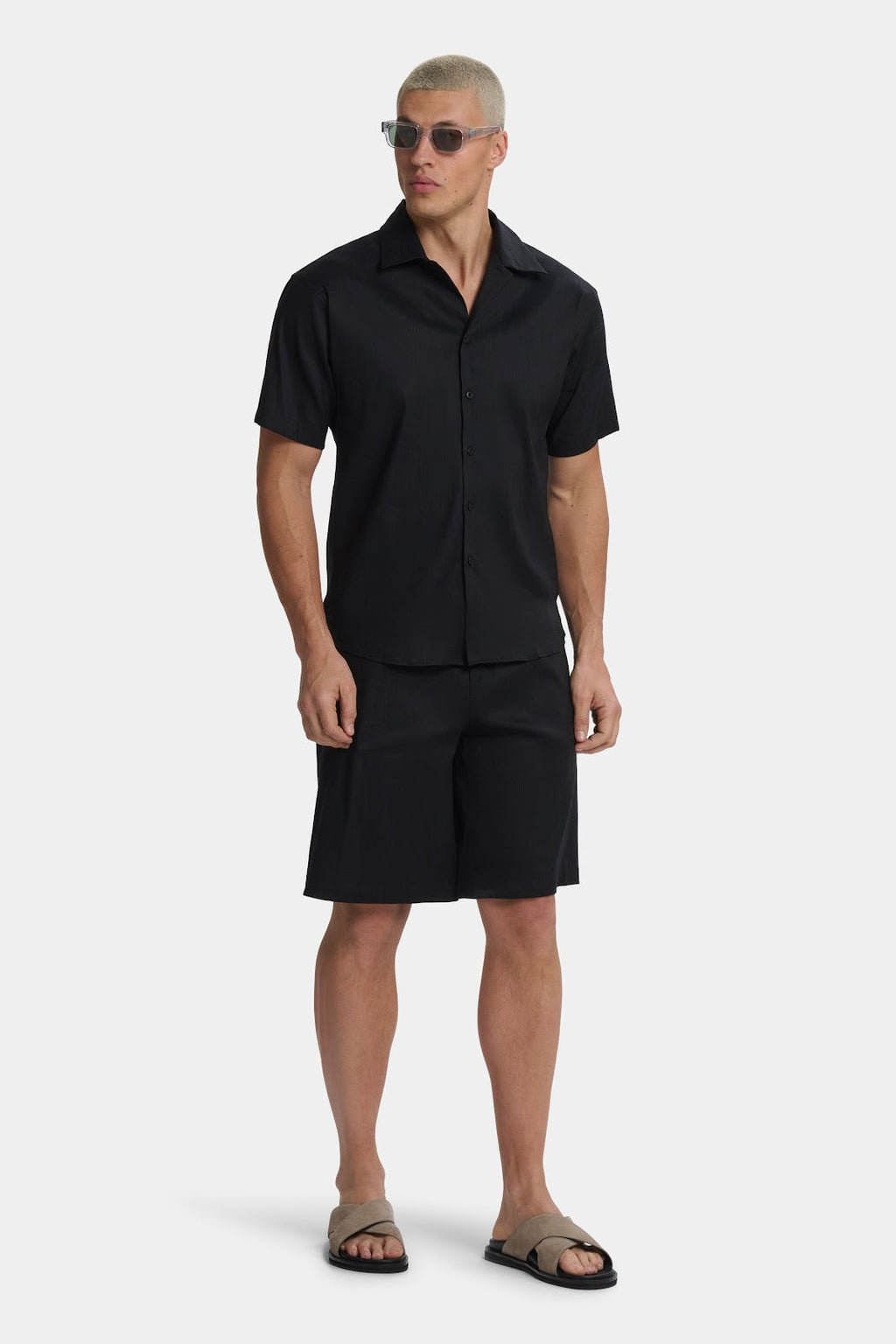 THE LINEN SHORTS