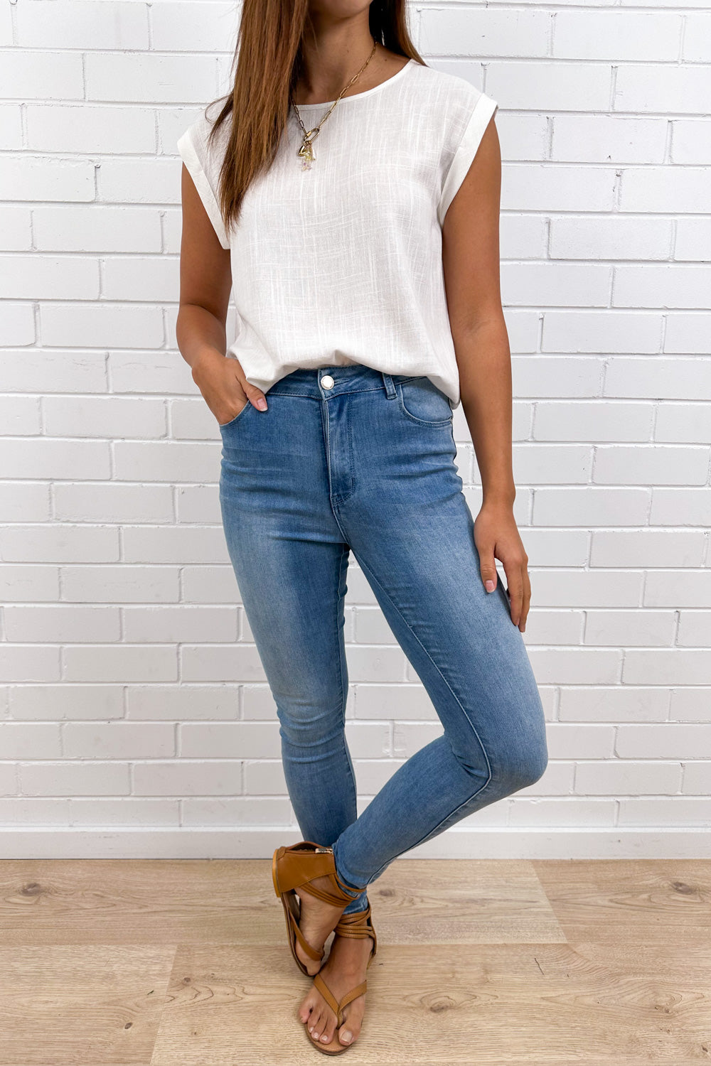 Leigh Mid Rise Skinny Jean - Light Denim